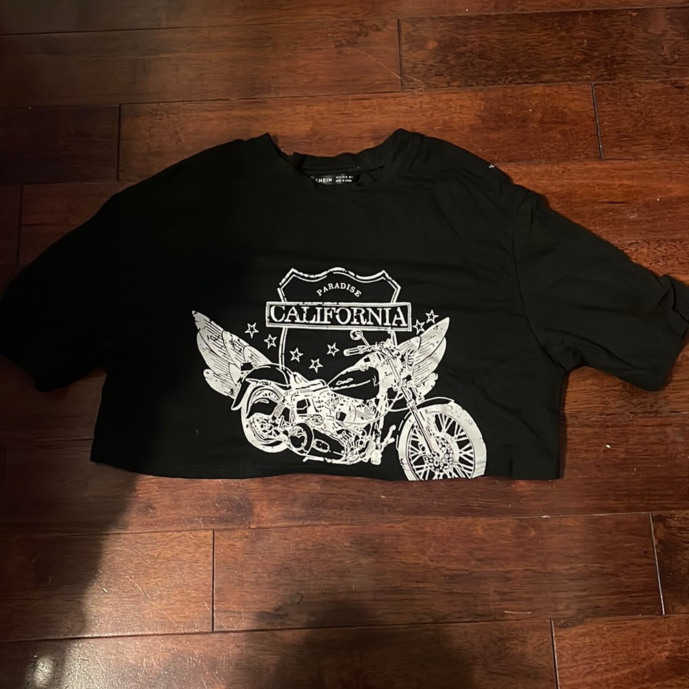 Drop Shoulder Letter Graphic Crop Tee
